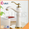 (YL5871-222E) Types de haute qualité de jardin Push botton Faucets